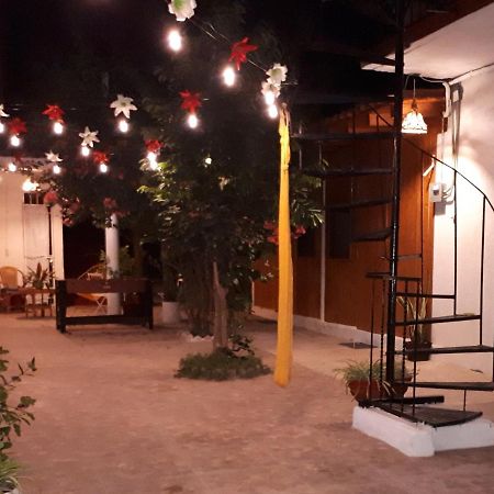 Hotel Casa Lao Centro à Zihuatanejo Extérieur photo