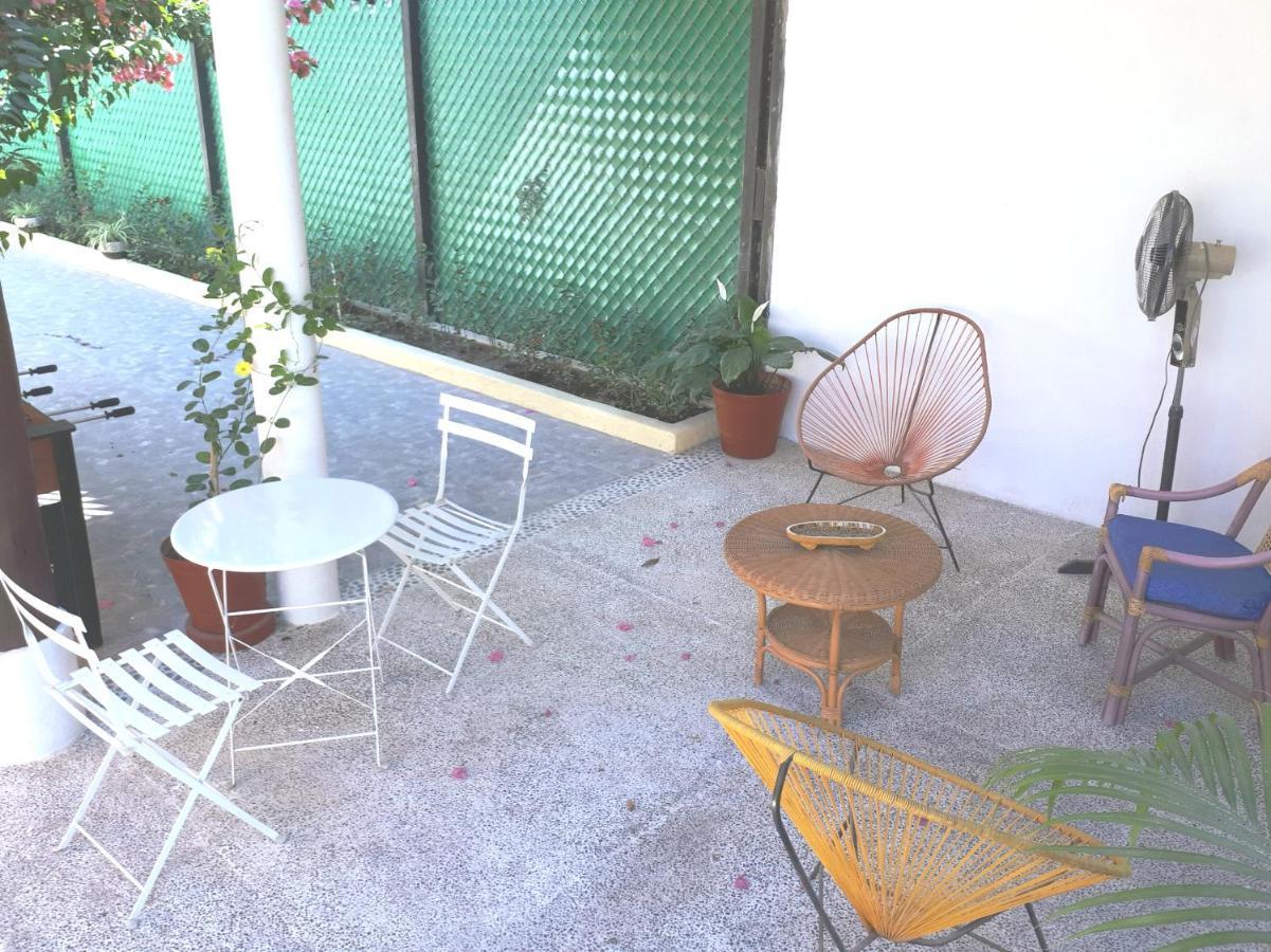 Hotel Casa Lao Centro à Zihuatanejo Extérieur photo