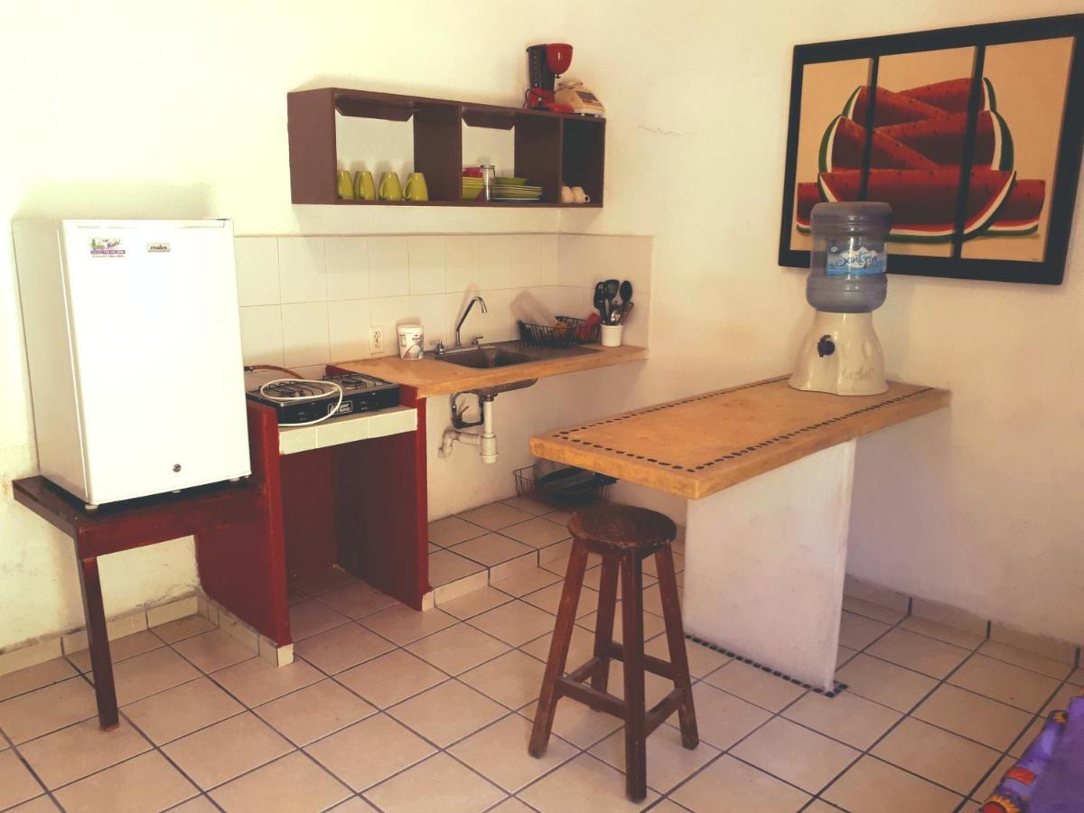 Hotel Casa Lao Centro à Zihuatanejo Extérieur photo