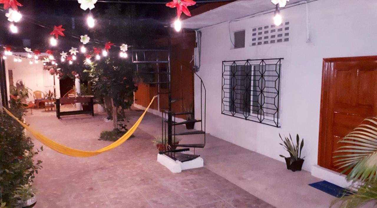 Hotel Casa Lao Centro à Zihuatanejo Extérieur photo