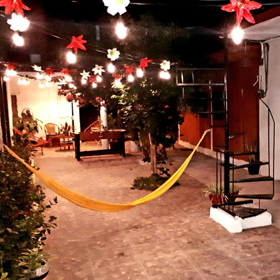Hotel Casa Lao Centro à Zihuatanejo Extérieur photo