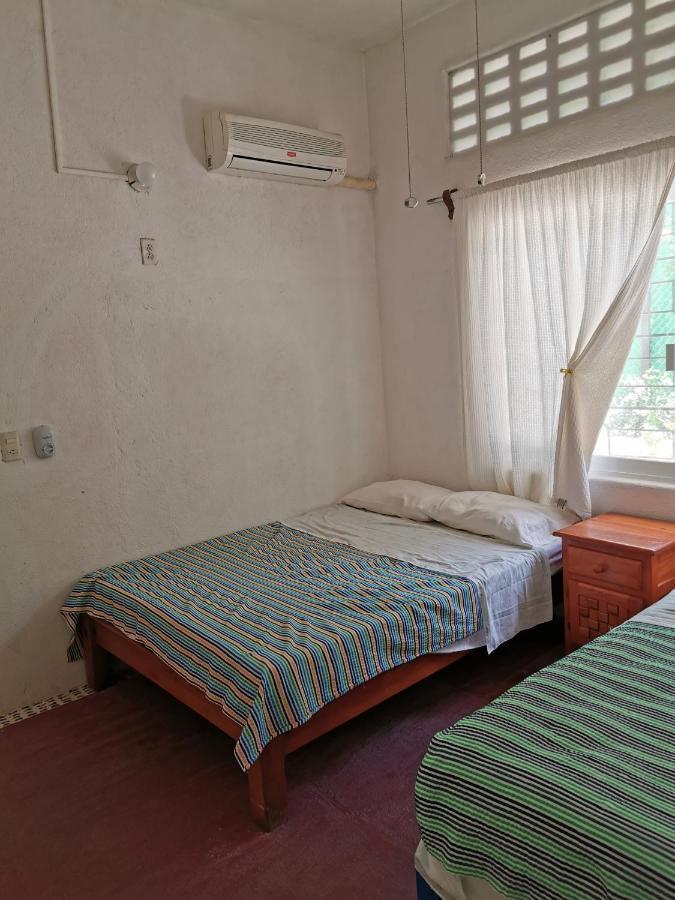 Hotel Casa Lao Centro à Zihuatanejo Extérieur photo